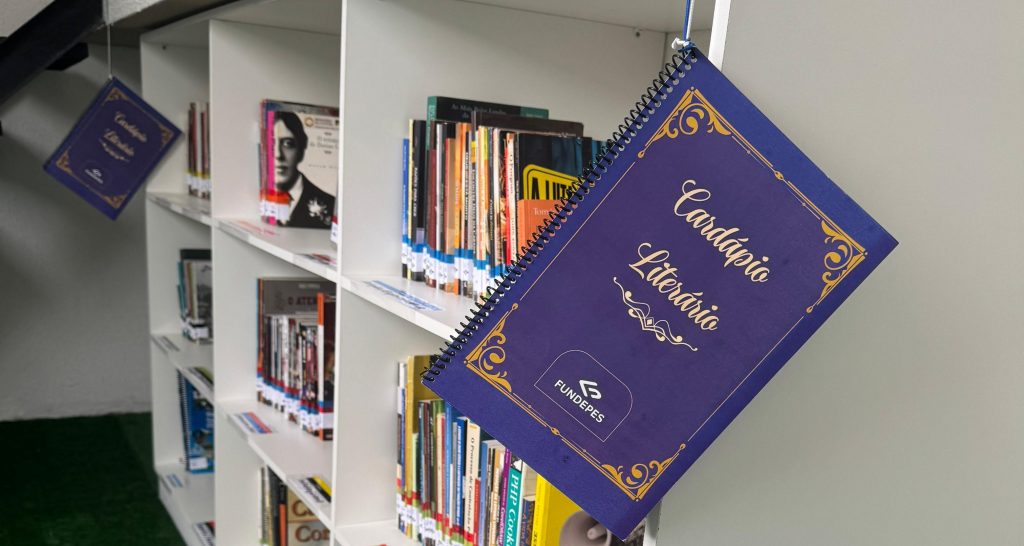 Fundepes inaugura Estação da Leitura e recebe palestra de escritor e bibliotecário da Edufal/Ufal